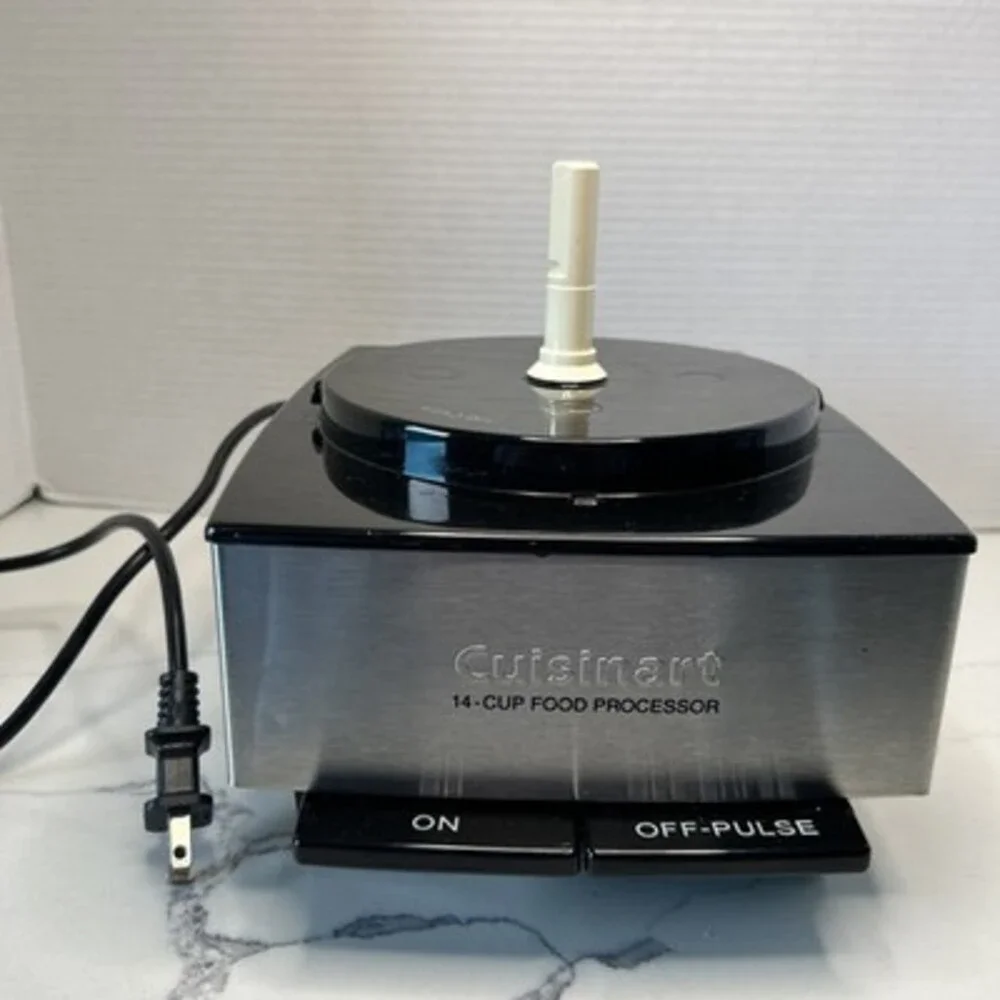 Cuisinart Custom 14 Cup Food Processor DFP-14BCN Stainless Motor Base Only WORKS
